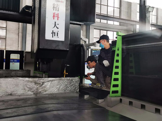 數(shù)控龍門銑床加工范圍有哪些？可以適用什么行業(yè)